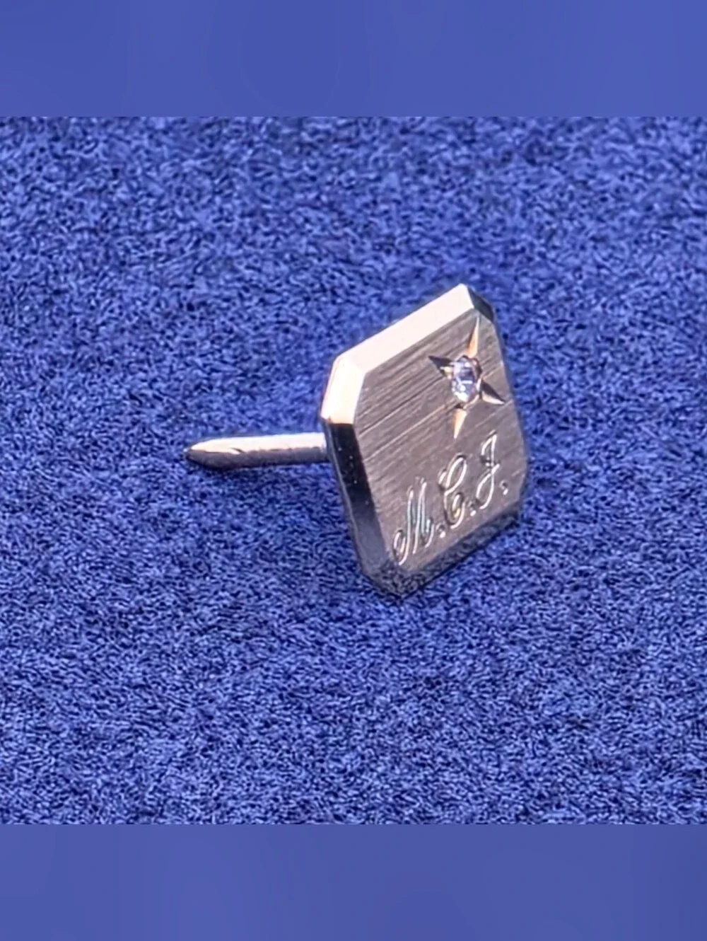 Vintage Holland's Jewelry 14k Yellow Gold Diamond Starburst Tie Tack Shirt Stud